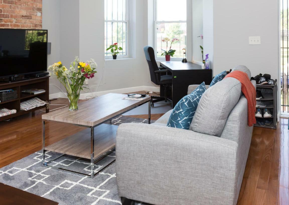 Steps To Convention Center, Downtown Dc, And Metro Station: Private And Comfortable Bedroom/bathroom * Washington